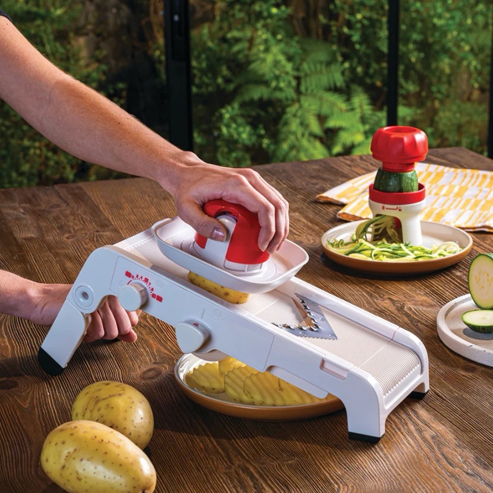 The Tupperware® Mandoline - Picture 2 of 5